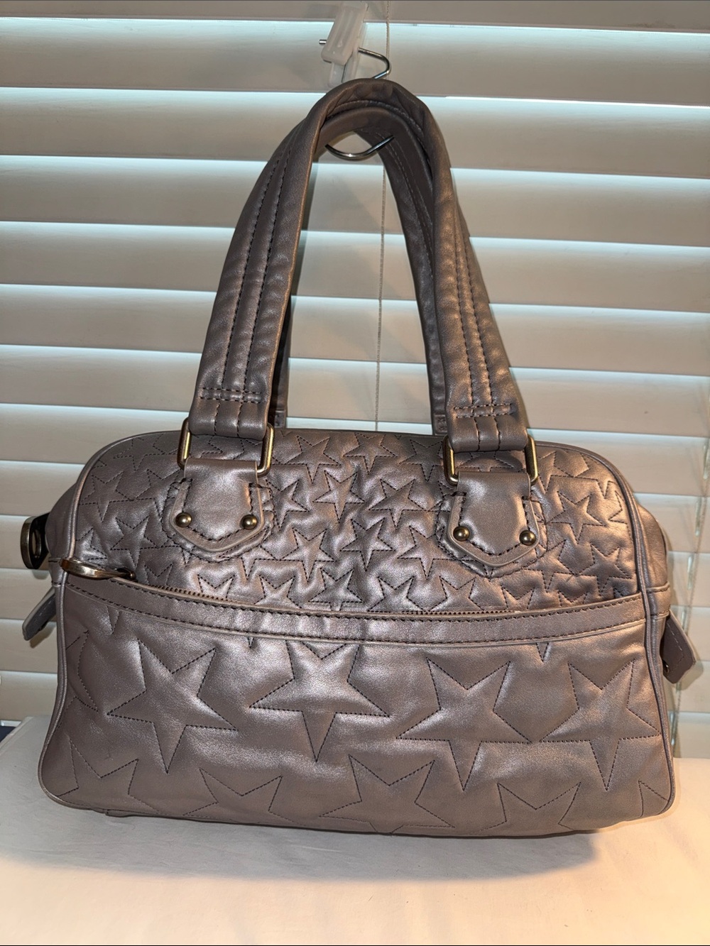 Marc Jacobs Metallic Star-Embossed Shoulder Bag - Pewter